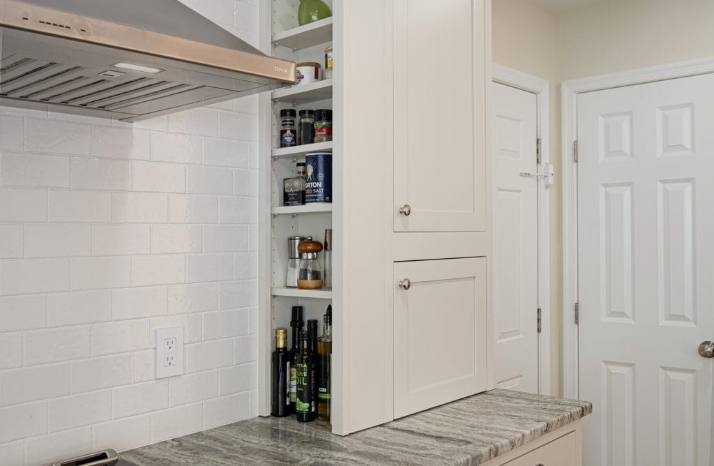 Home keli 1889 Gilbert Kitchen Pro Shots 15