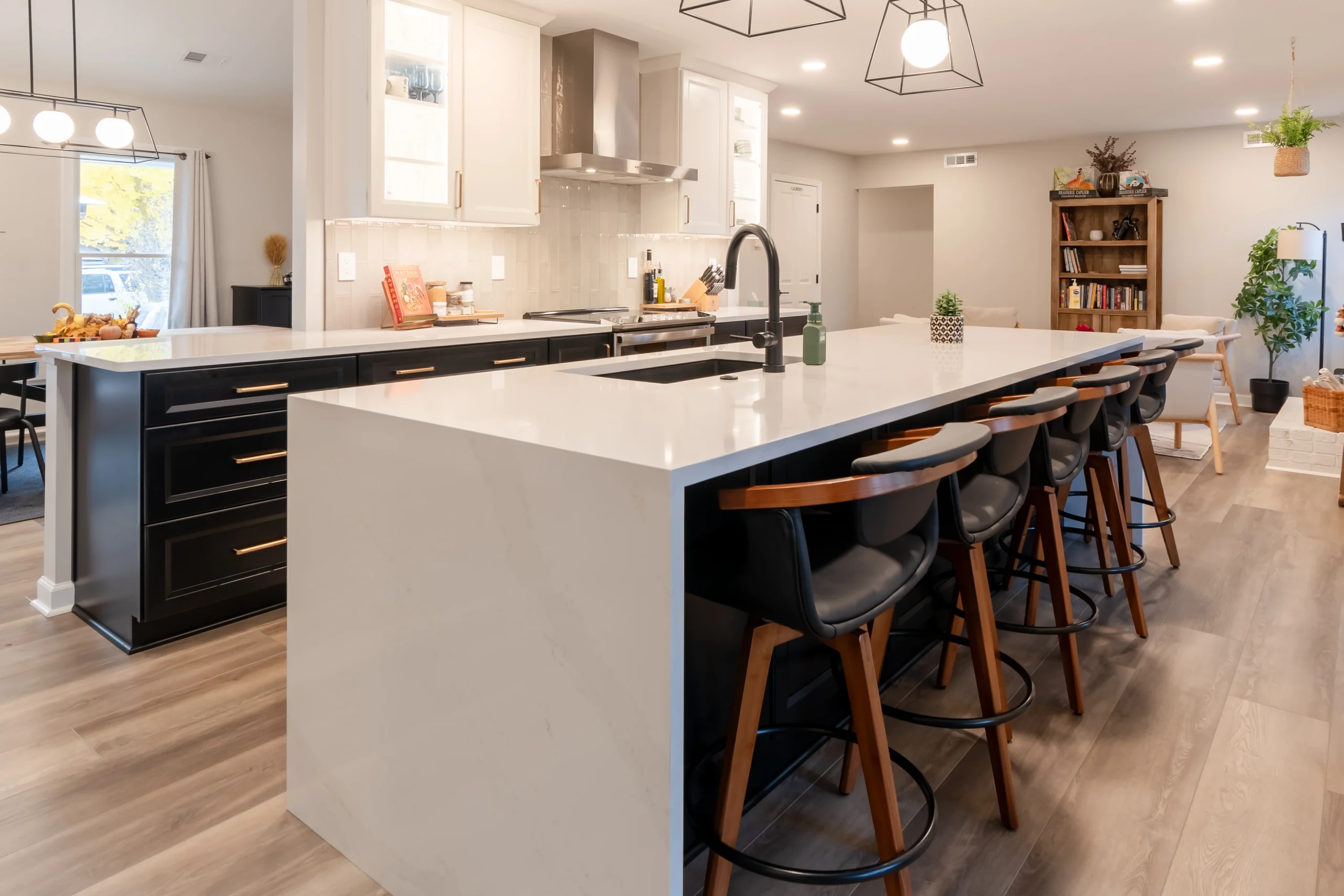 Seamless First Floor Transformation Simenauer 18 scaled